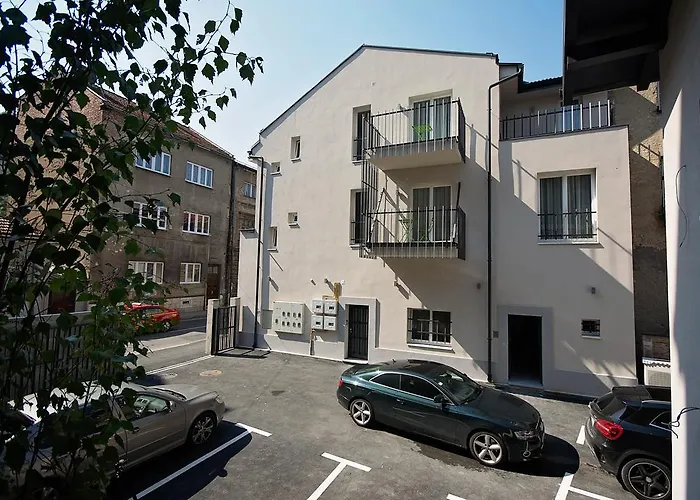 Enjoy Apartments